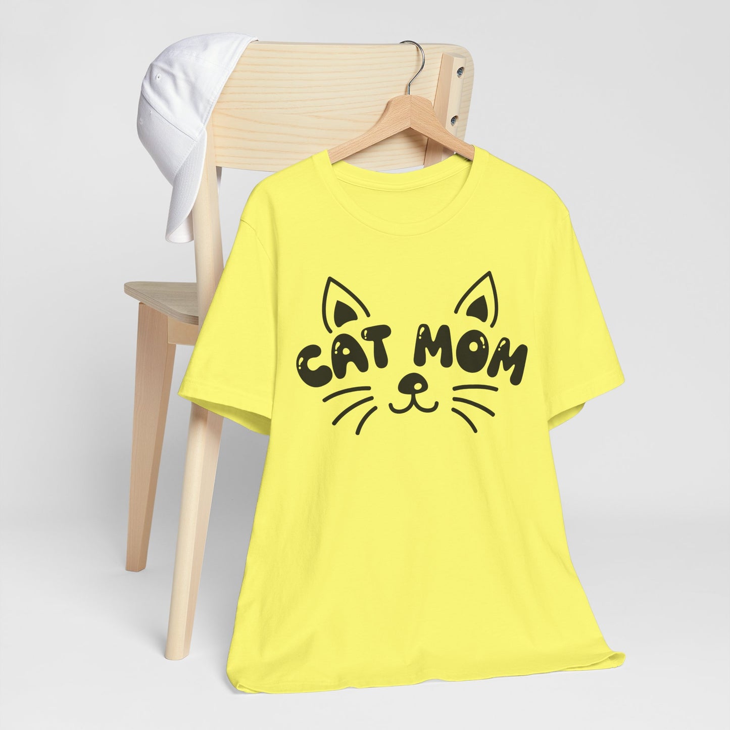 Cat Mom T-Shirt - Cute Cat Face Graphic Tee for Mother's Day Gift